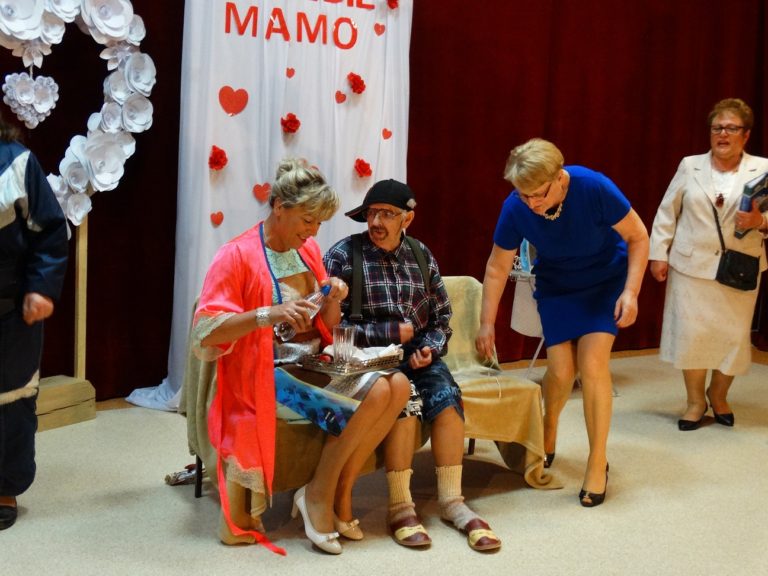 Gminny Dzień Matki dla wszystkich pań z Gminnych KGW Gminy Liniewo.