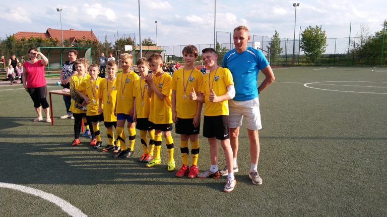 TURNIEJ PIŁKI NOŻNEJ W LINIEWIE