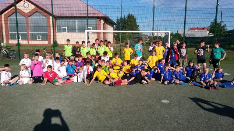 TURNIEJ PIŁKI NOŻNEJ W KARSINIE