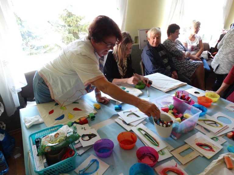 Dynamiczni Seniorzy z Energią