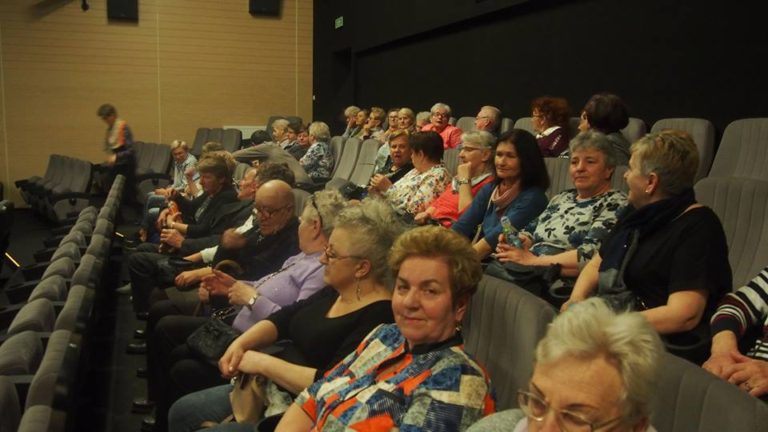 ,,Miłość i Miłosierdzie” – niezwykły obraz o świętej Faustynie