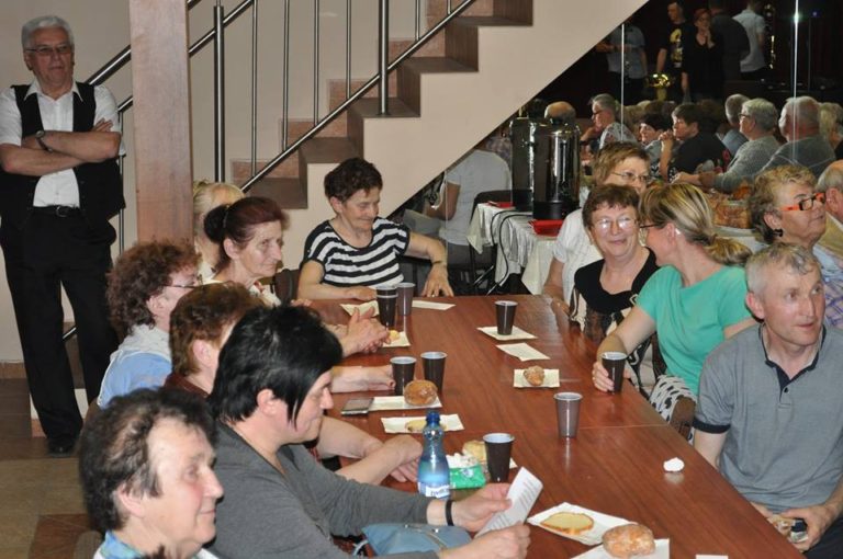 Wspólny poczęstunek