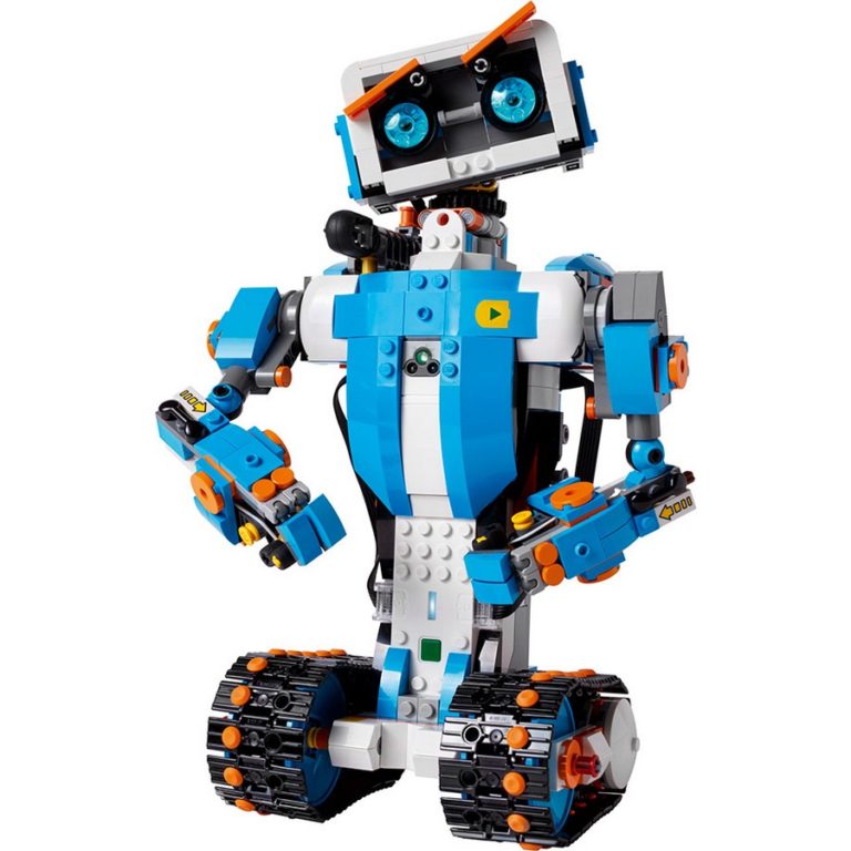 Wakacyjna zabawa z robotyką i Lego.