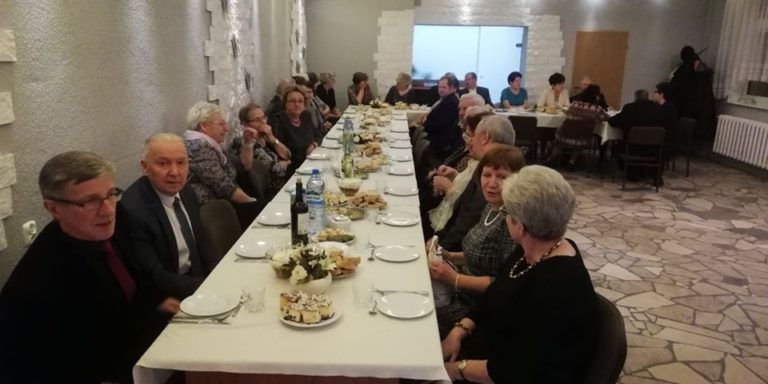 Zabawa karnawałowa Klubu Seniora w Liniewie