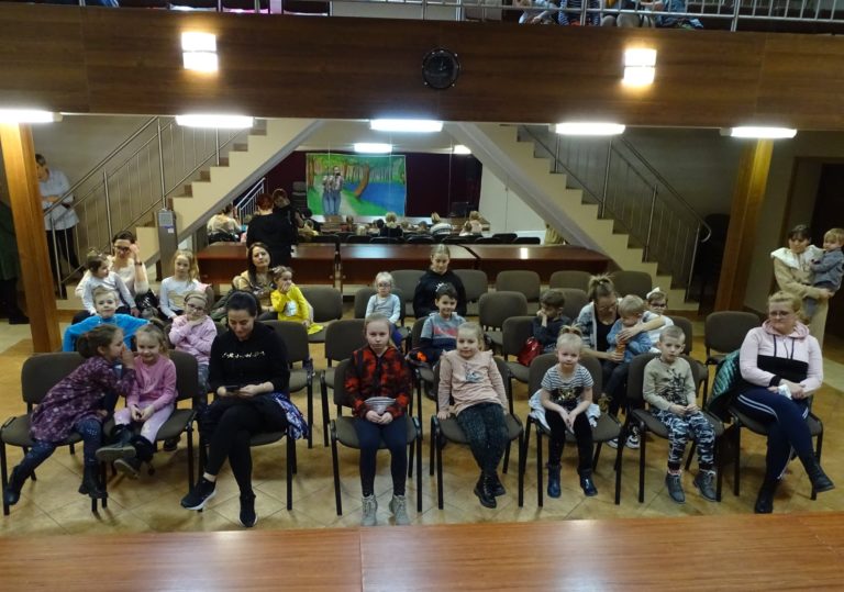 Ferie z Biblioteką i GOKSiR „Teatralnie”