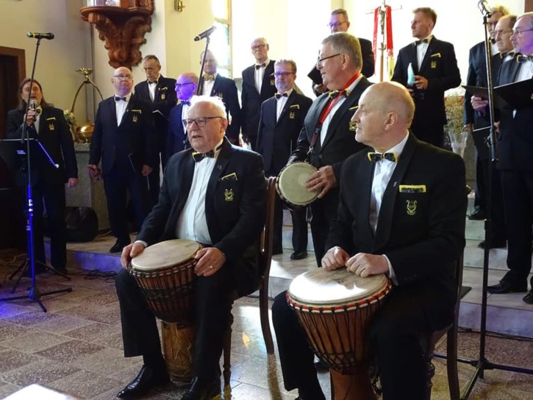 KONCERT CHÓRU MĘSKIEGO W KOŚCIELE PW. MIŁOSIERDZIA BOŻEGO W LINIEWIE