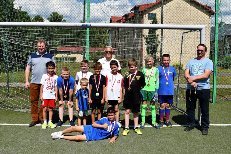 Turniej Drużyn Podwórkowych na Orliku w Liniewie