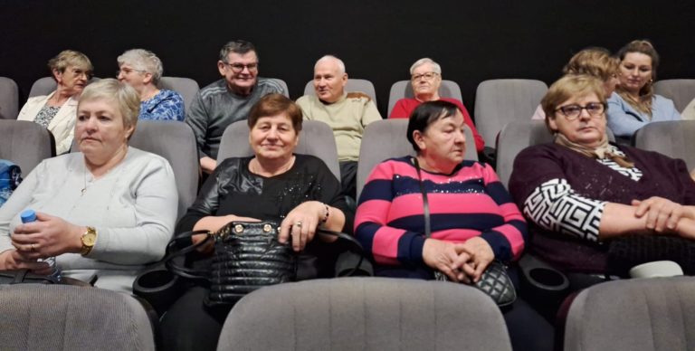 Mieszkańcy Gminy pojechali do kina