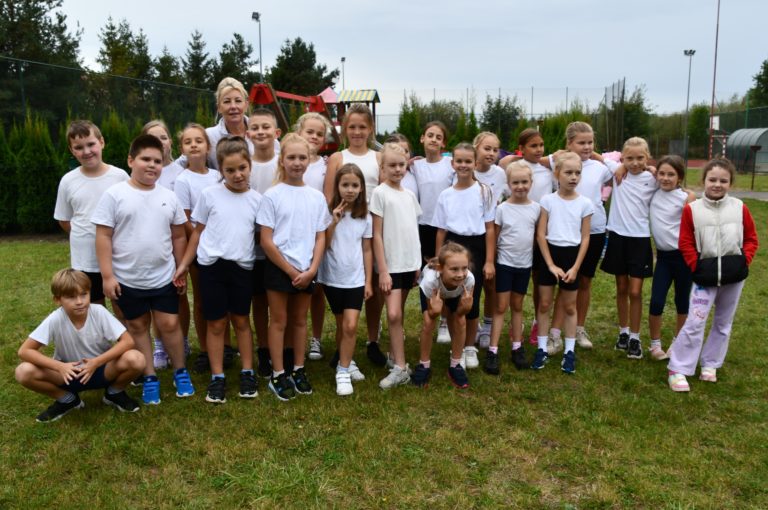VII edycja „Biegu po zdrowie”. Wyniki i fotorelacja z klas I-III